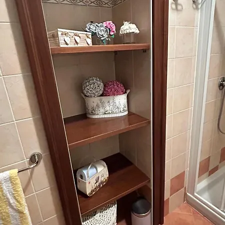 Casa Maria Giulia - Lovely With Garden Apartment